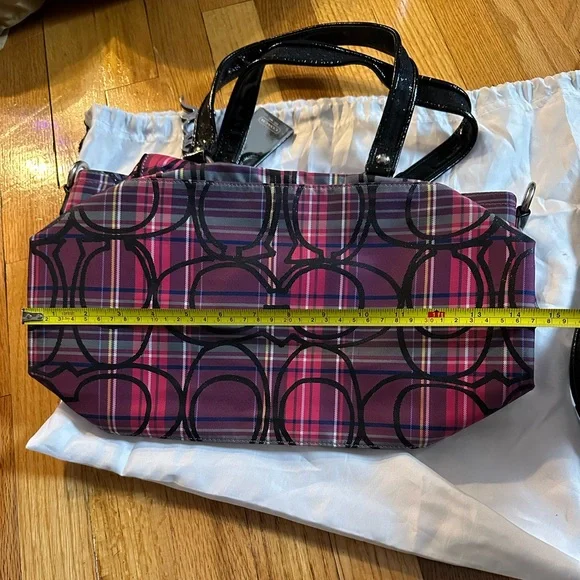 Vintage Coach tote handbag - Picture 8 of 9